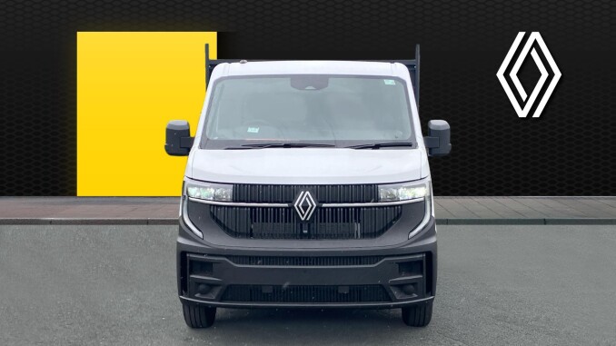 Renault Master Lwb Diesel Fwd LL35dCi 150 Advance Low Roof Dropside - Image 8